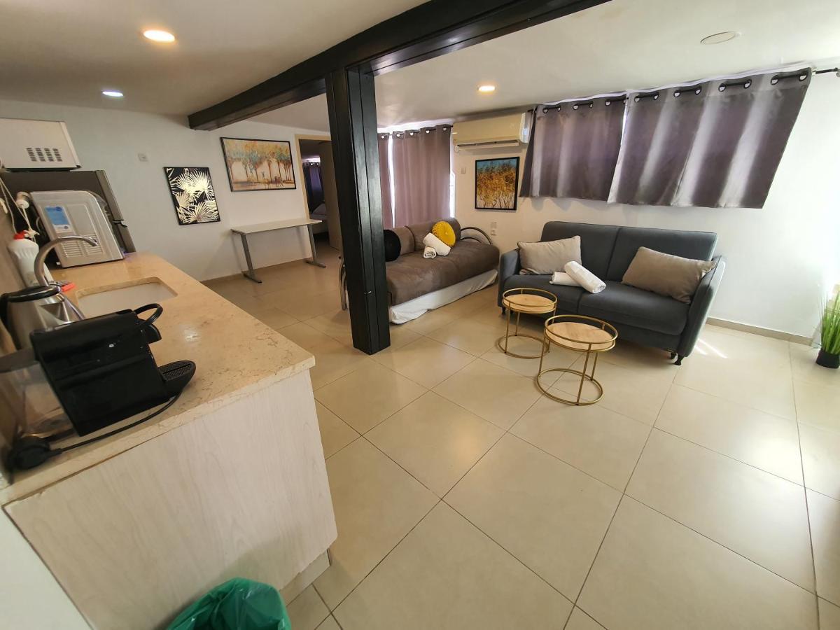 Barak Royal Suites 20 Sea View - ג'קוזי בחצר ומרפסות עם נוף לים エイラート エクステリア 写真