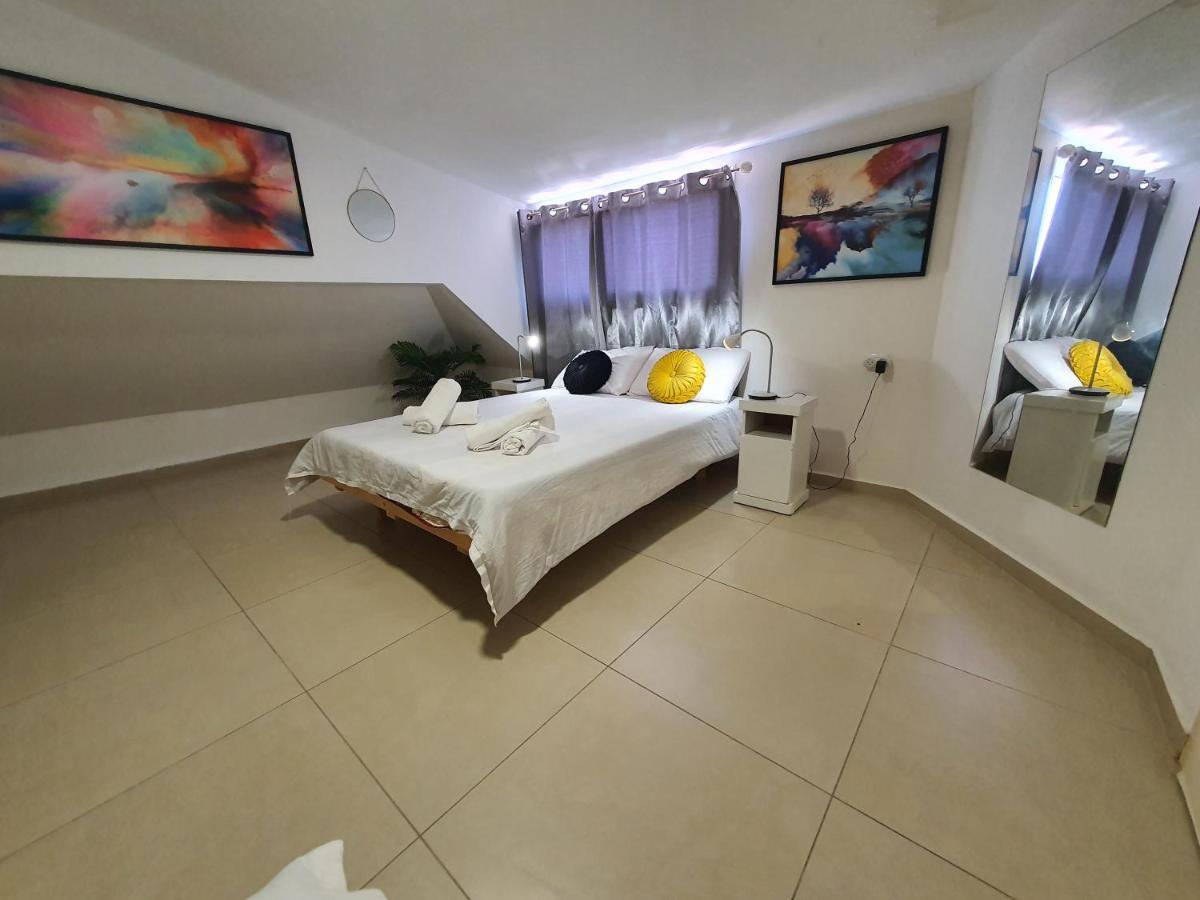Barak Royal Suites 20 Sea View - ג'קוזי בחצר ומרפסות עם נוף לים エイラート エクステリア 写真