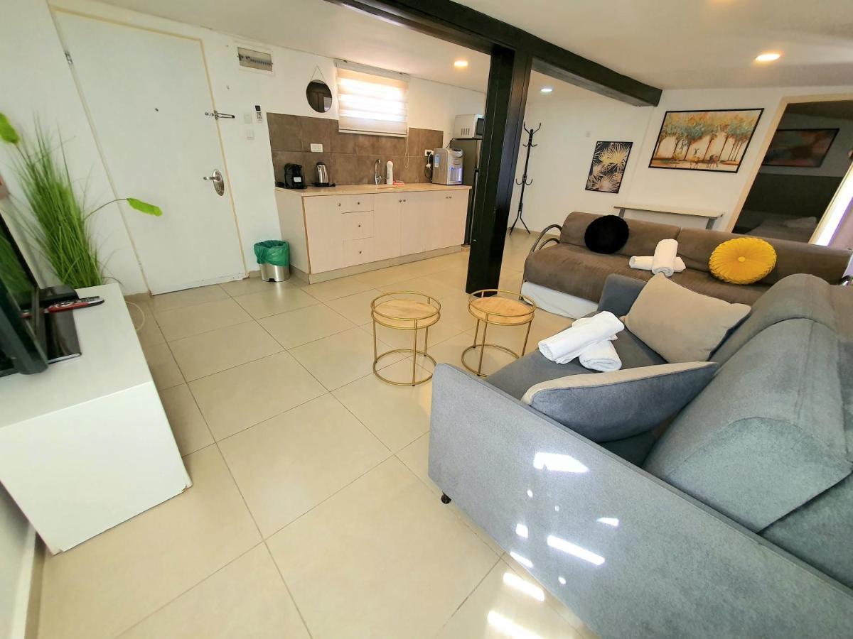 Barak Royal Suites 20 Sea View - ג'קוזי בחצר ומרפסות עם נוף לים エイラート エクステリア 写真