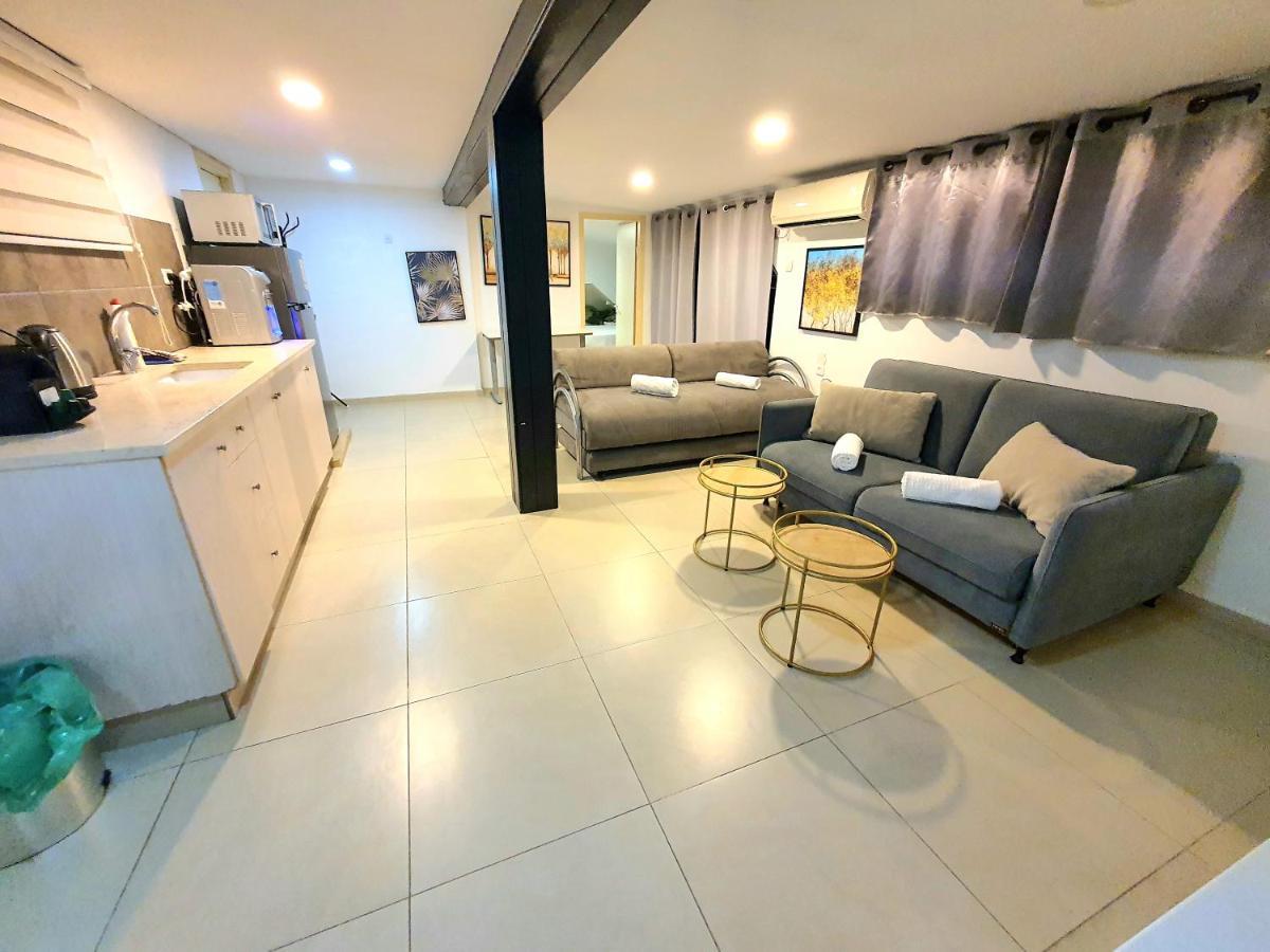 Barak Royal Suites 20 Sea View - ג'קוזי בחצר ומרפסות עם נוף לים エイラート エクステリア 写真