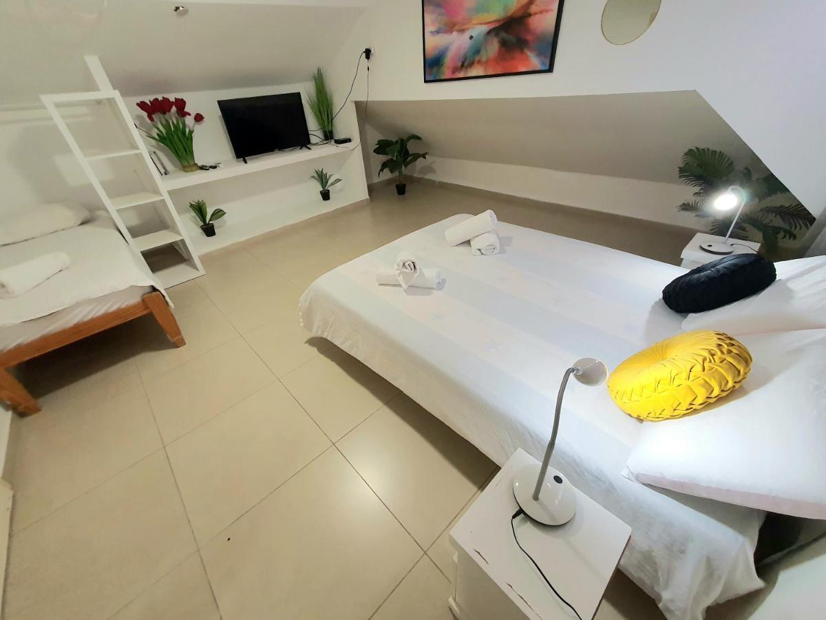 Barak Royal Suites 20 Sea View - ג'קוזי בחצר ומרפסות עם נוף לים エイラート エクステリア 写真