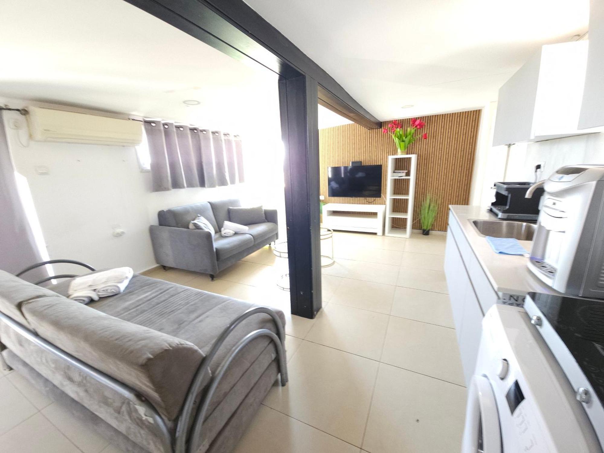 Barak Royal Suites 20 Sea View - ג'קוזי בחצר ומרפסות עם נוף לים エイラート エクステリア 写真